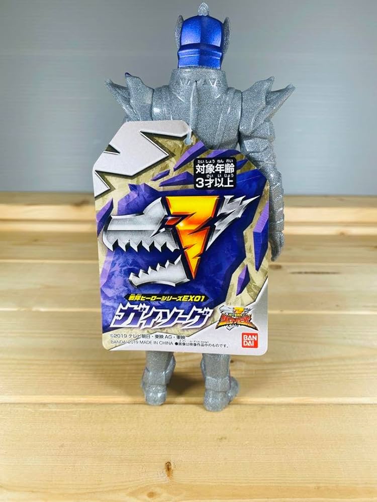 戦隊ヒーロー　ソフビ　フィギュア　いろいろ　まとめて　80体 戦隊ヒーロー ソフビ フィギュア いろいろ まとめて 80体 Amazon